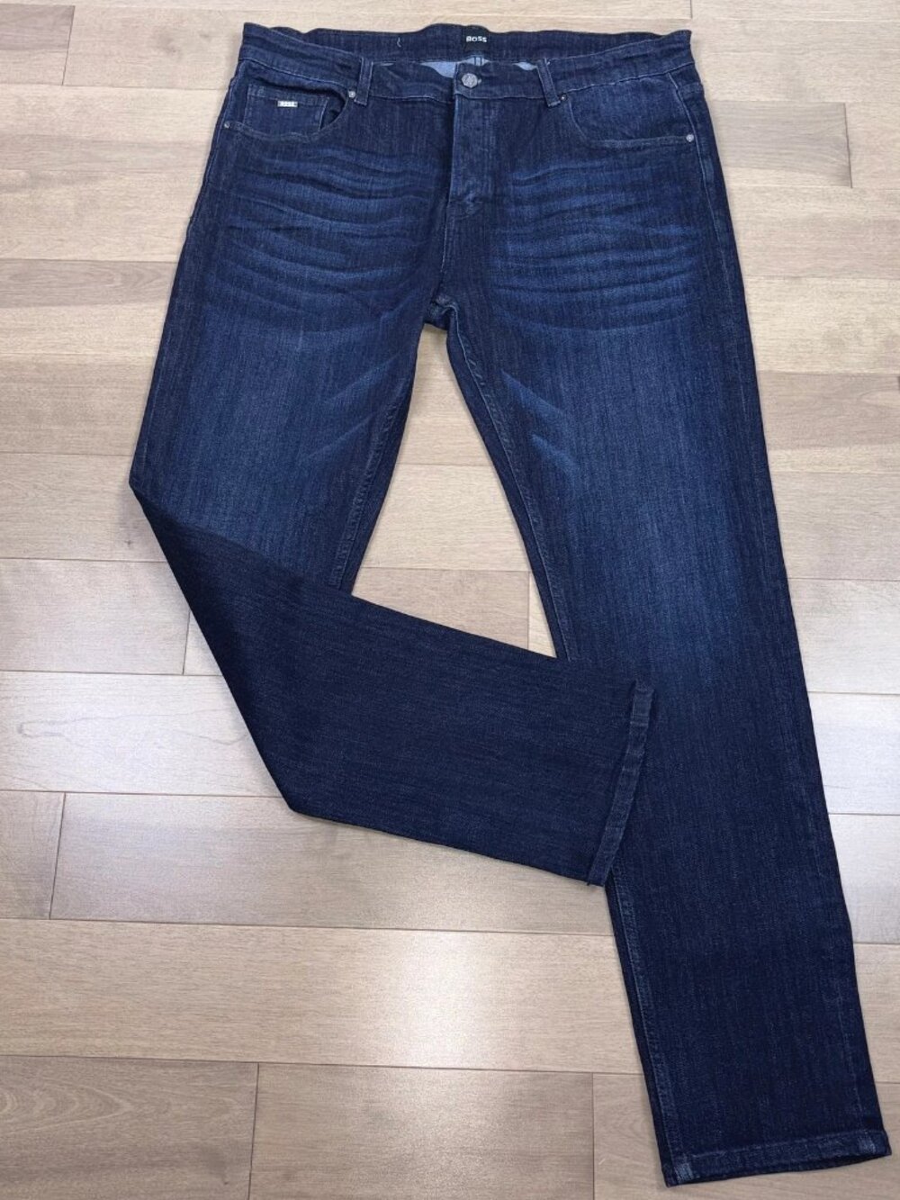 BOSS HUGO BOSS men's jeans size 38x32